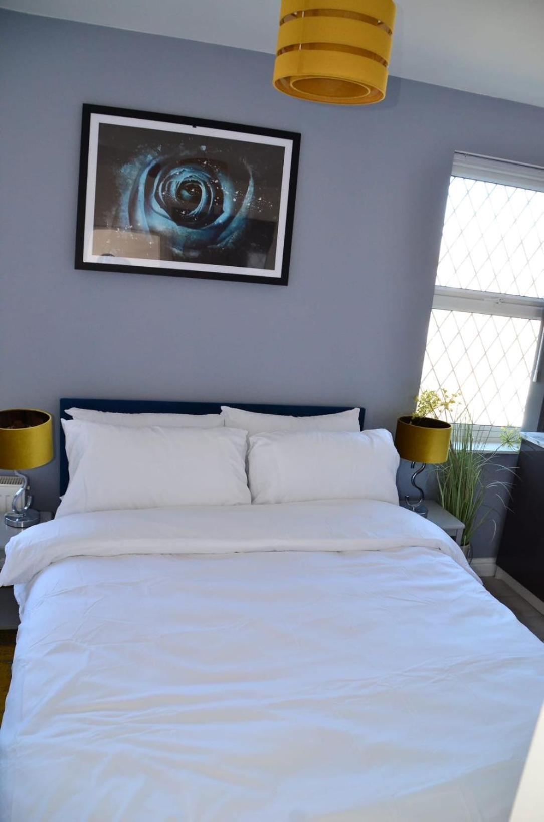 Blok 3 -Jacuzzi Suites, Apartment & Ensuite Rooms Blackpool Esterno foto
