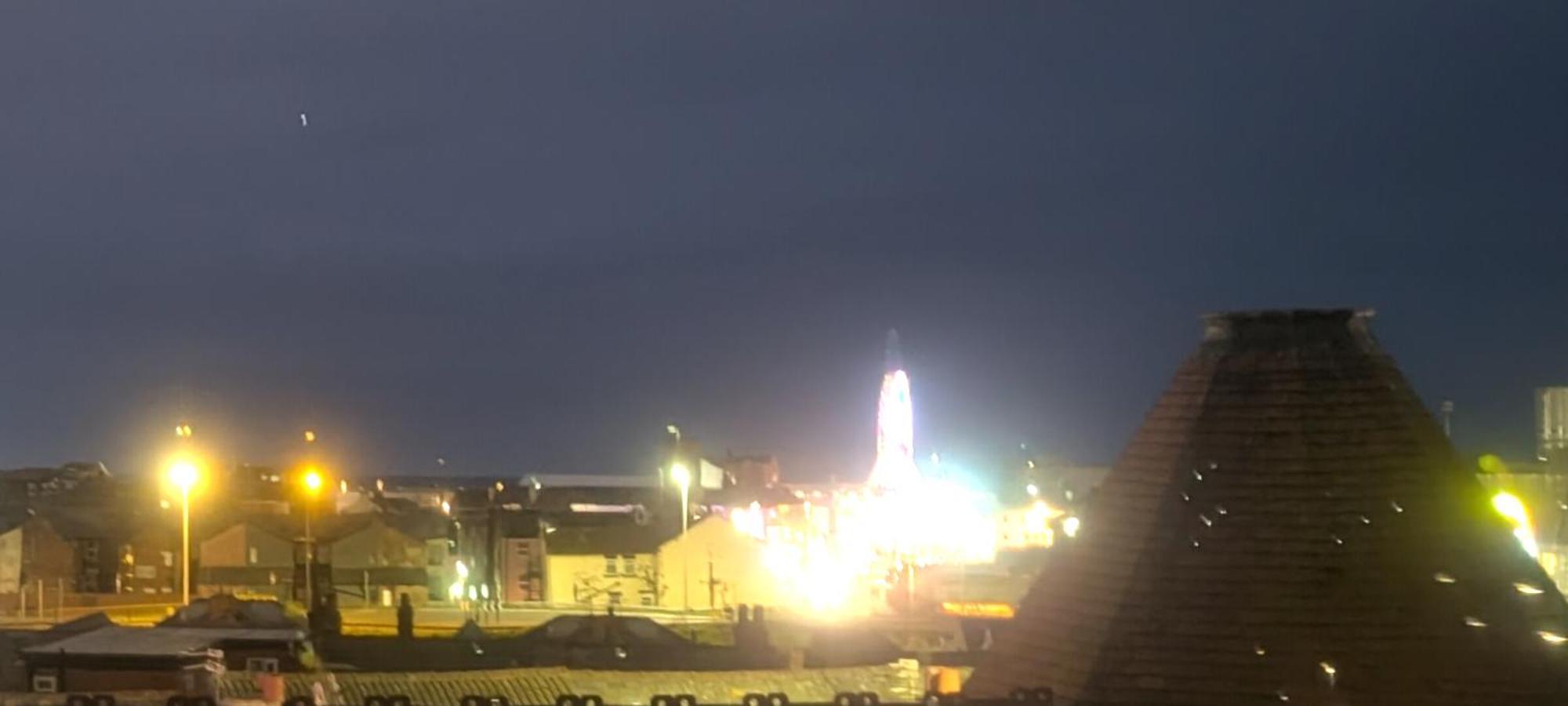 Blok 3 -Jacuzzi Suites, Apartment & Ensuite Rooms Blackpool Camera foto