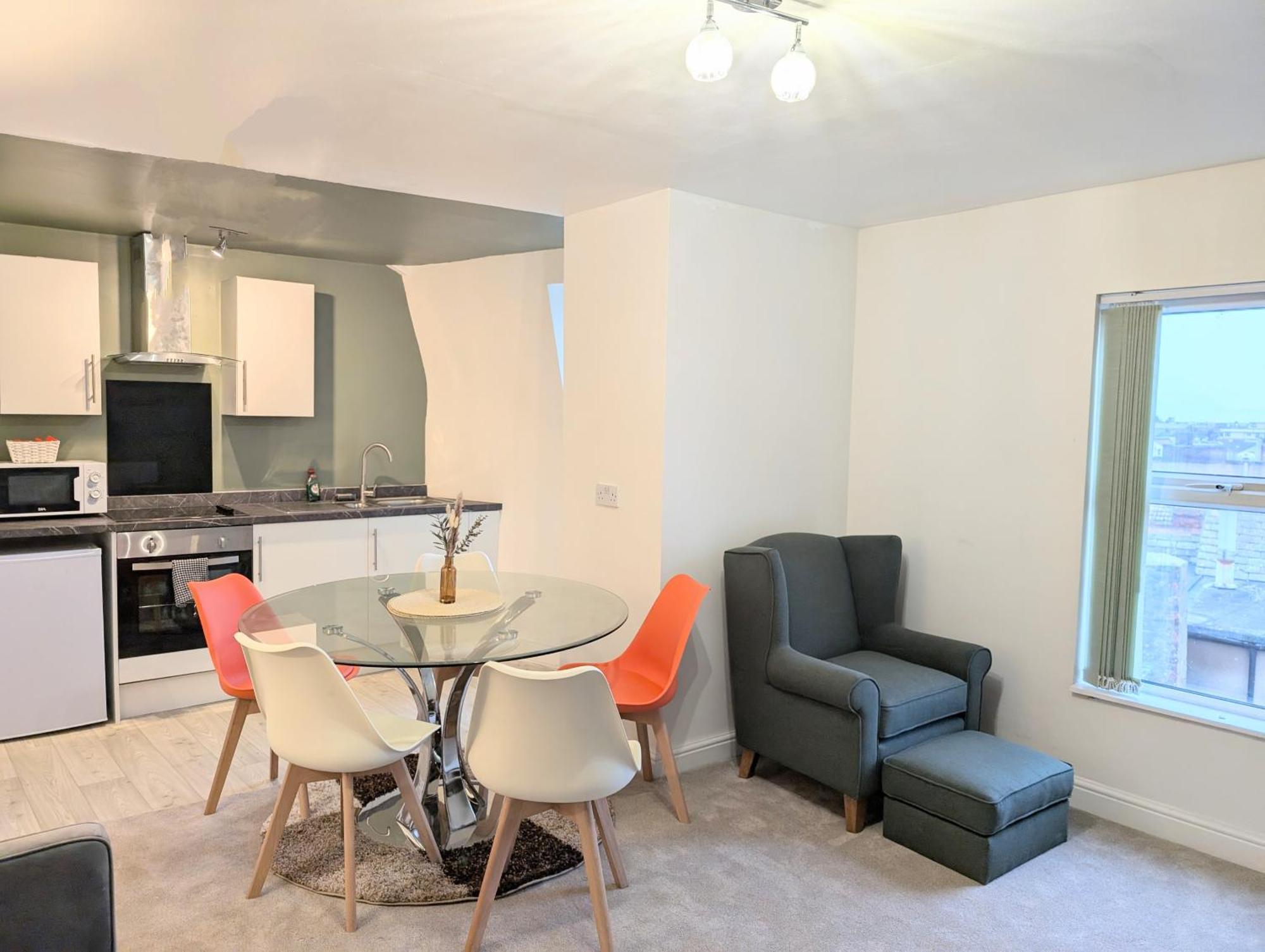 Blok 3 -Jacuzzi Suites, Apartment & Ensuite Rooms Blackpool Esterno foto