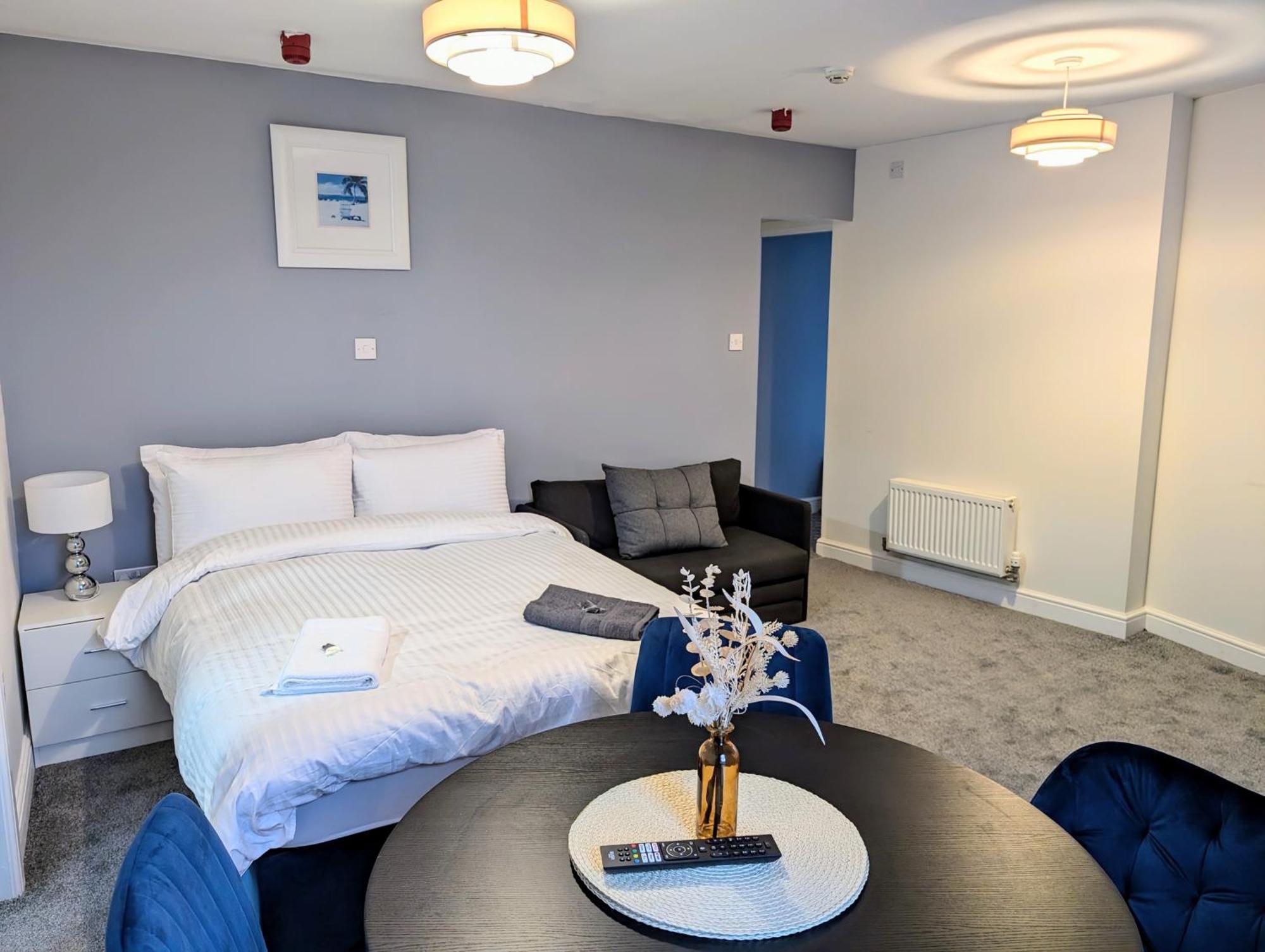 Blok 3 -Jacuzzi Suites, Apartment & Ensuite Rooms Blackpool Esterno foto